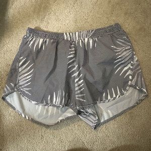 Women’s Old Navy Athletic Shorts